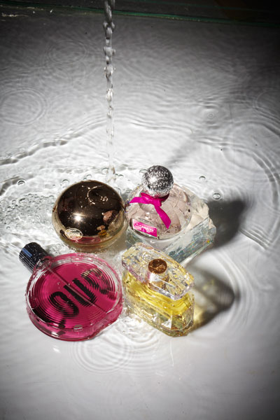 post1 perfume Menangi Haruman Di Tahun Baru!